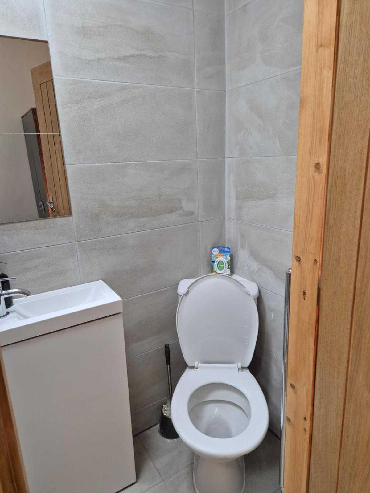 Rooms In Manchester 6 Minutes Drive To Victoria Station Esterno foto