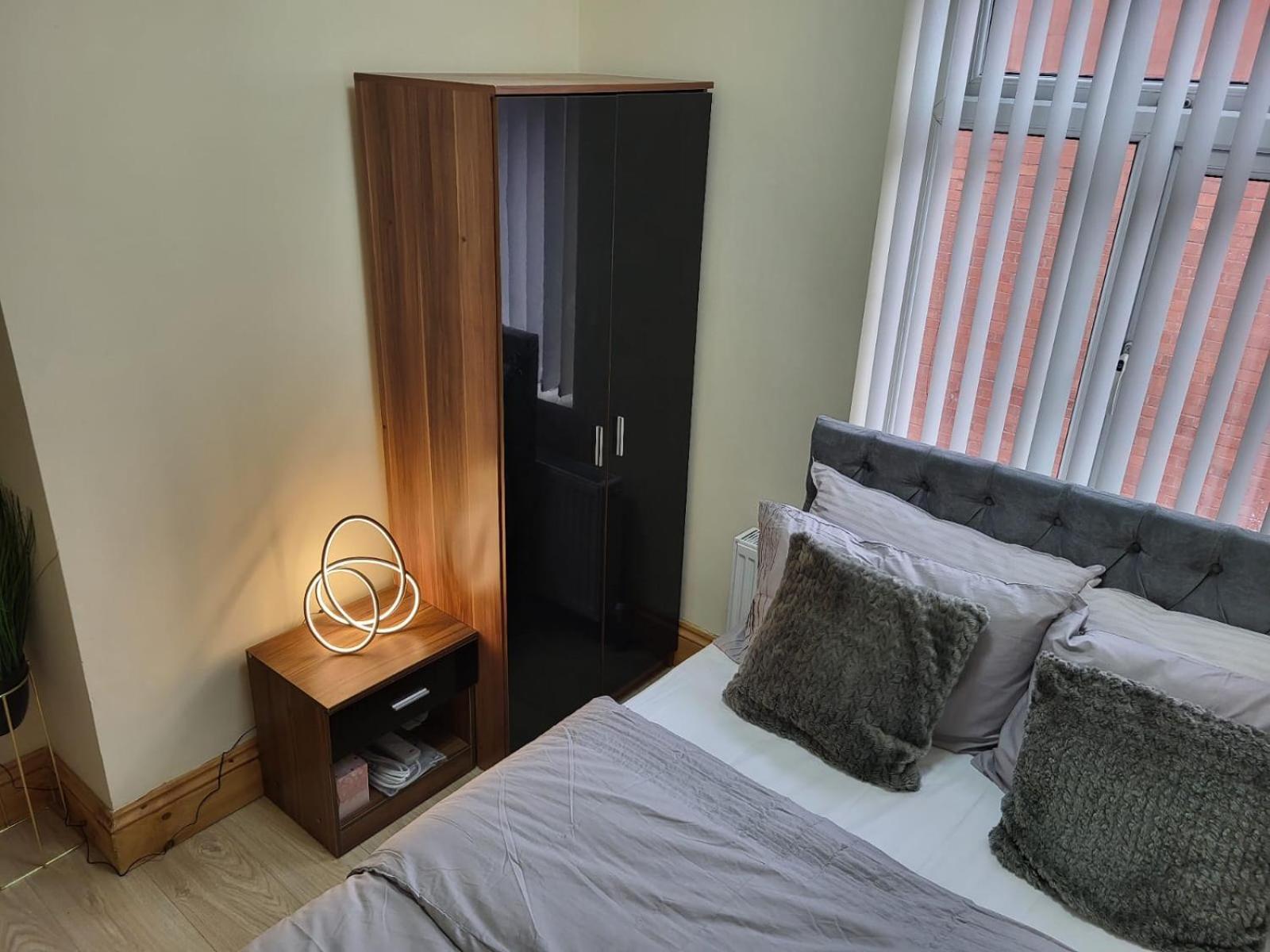 Rooms In Manchester 6 Minutes Drive To Victoria Station Esterno foto