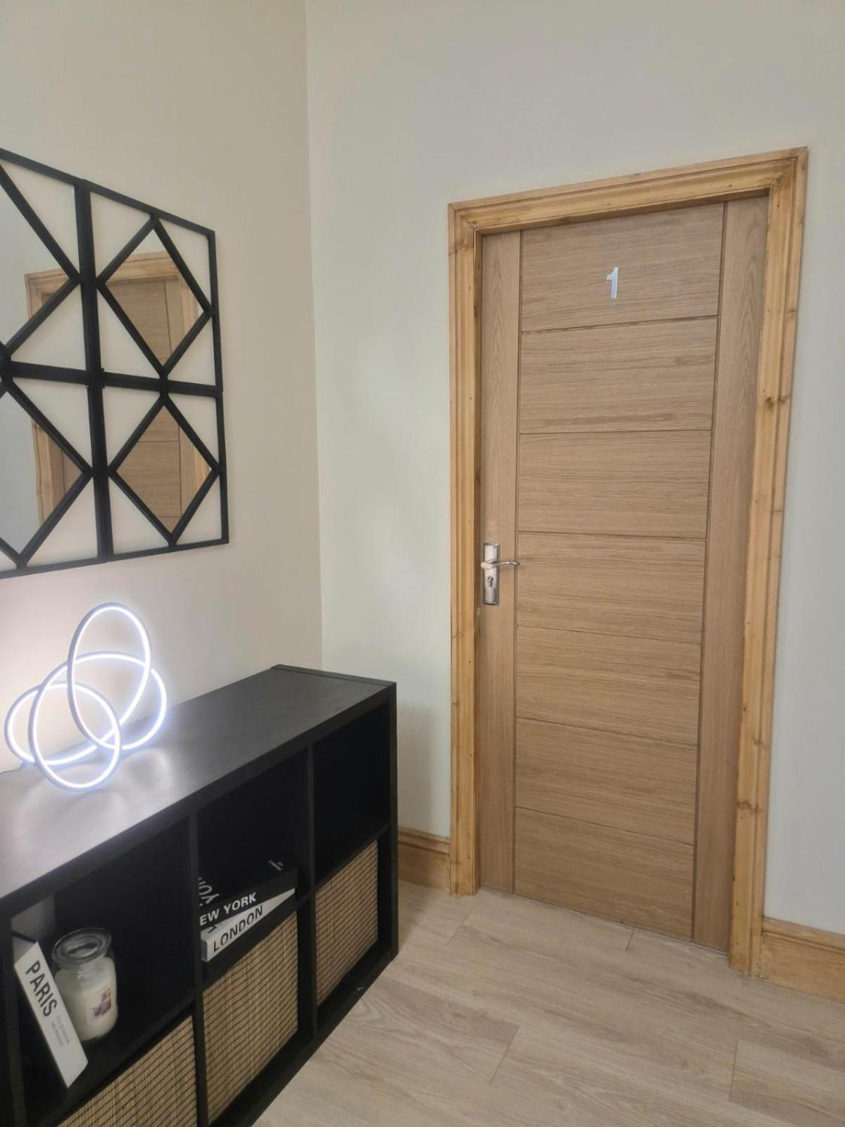 Rooms In Manchester 6 Minutes Drive To Victoria Station Esterno foto