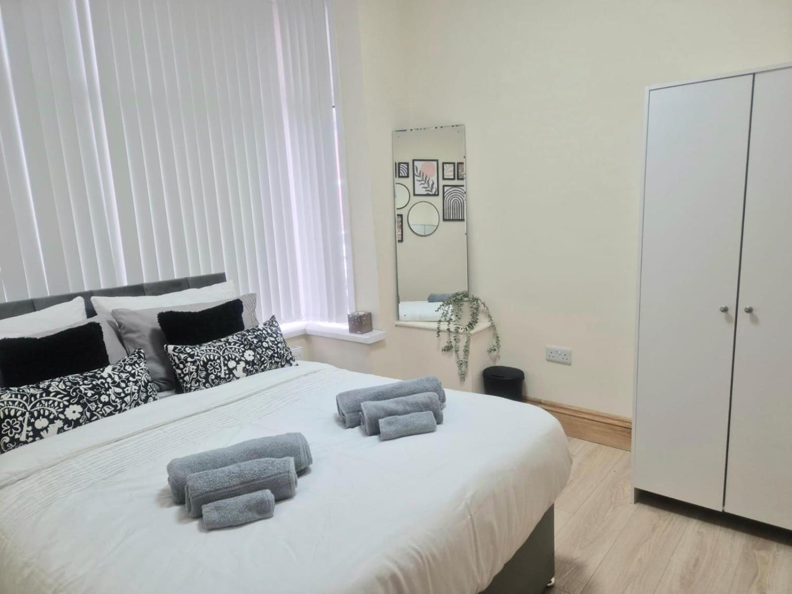 Rooms In Manchester 6 Minutes Drive To Victoria Station Esterno foto