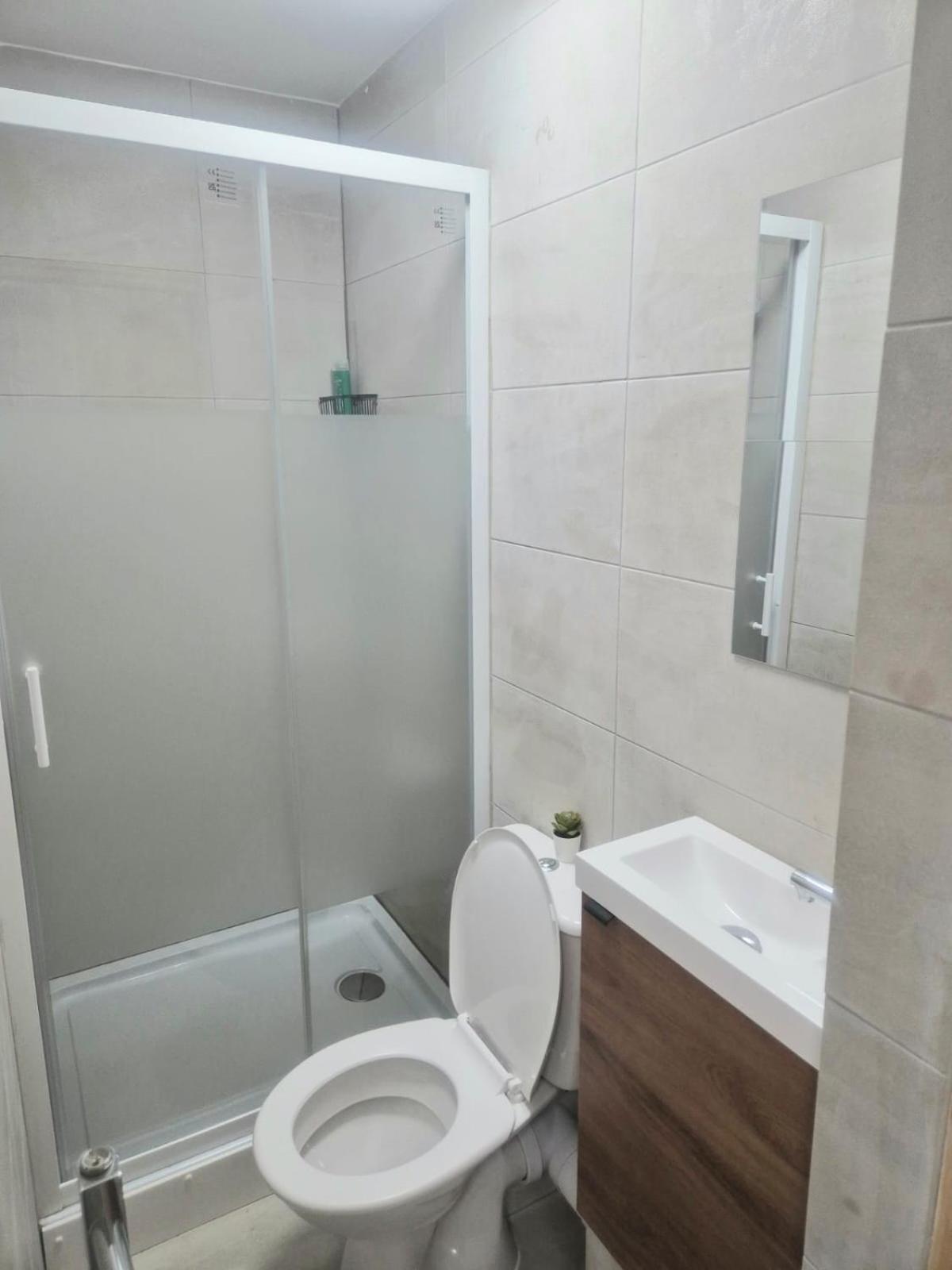 Rooms In Manchester 6 Minutes Drive To Victoria Station Esterno foto